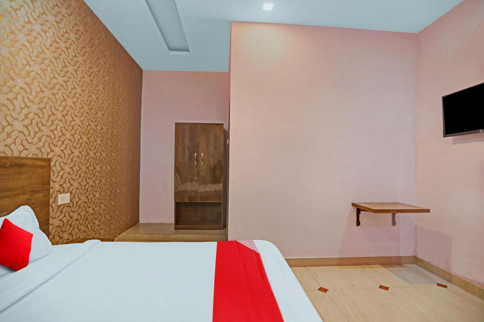Hotel O Shri Nanadan Palace Kanpur Extérieur photo