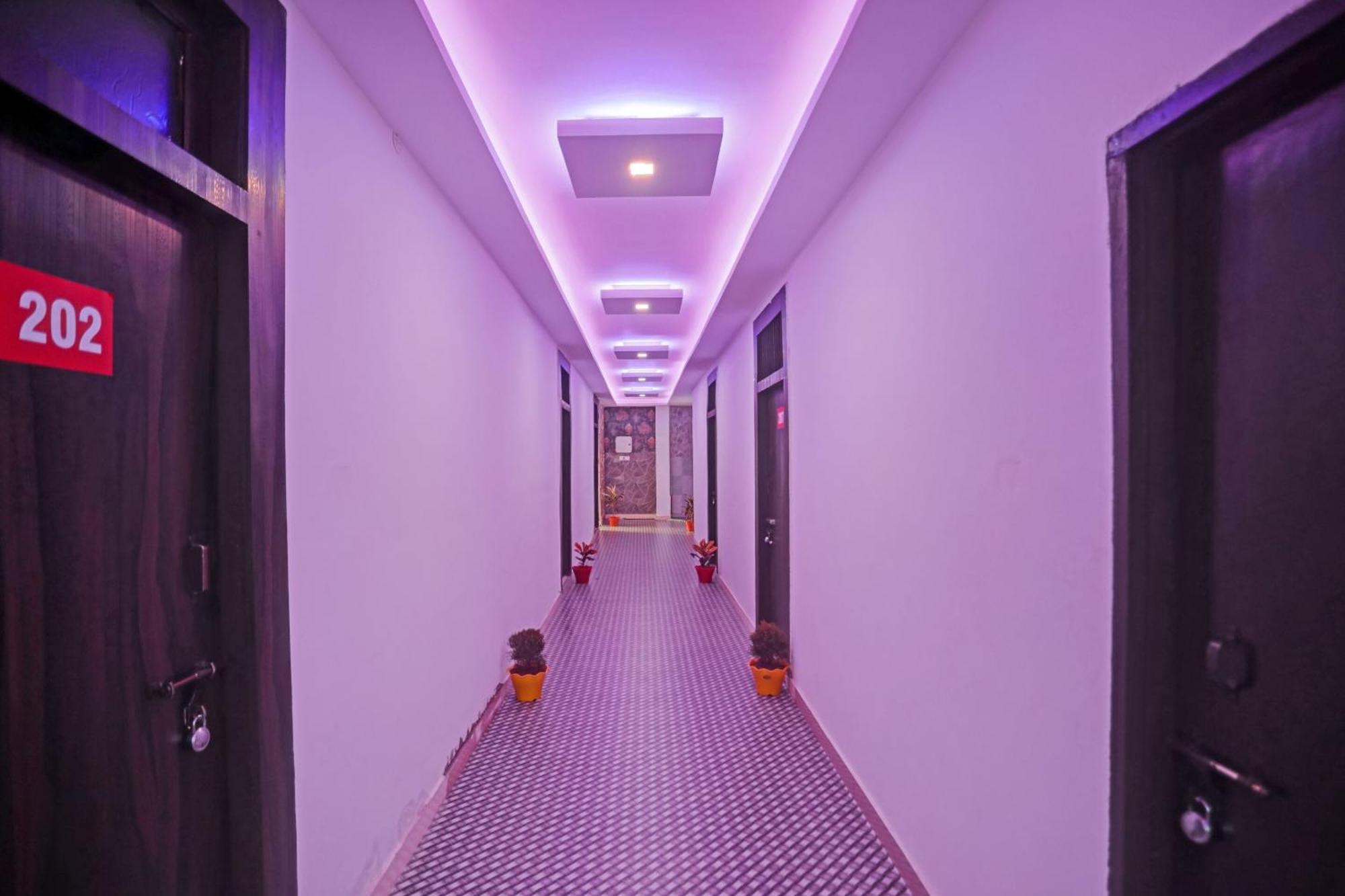 Hotel O Shri Nanadan Palace Kanpur Extérieur photo