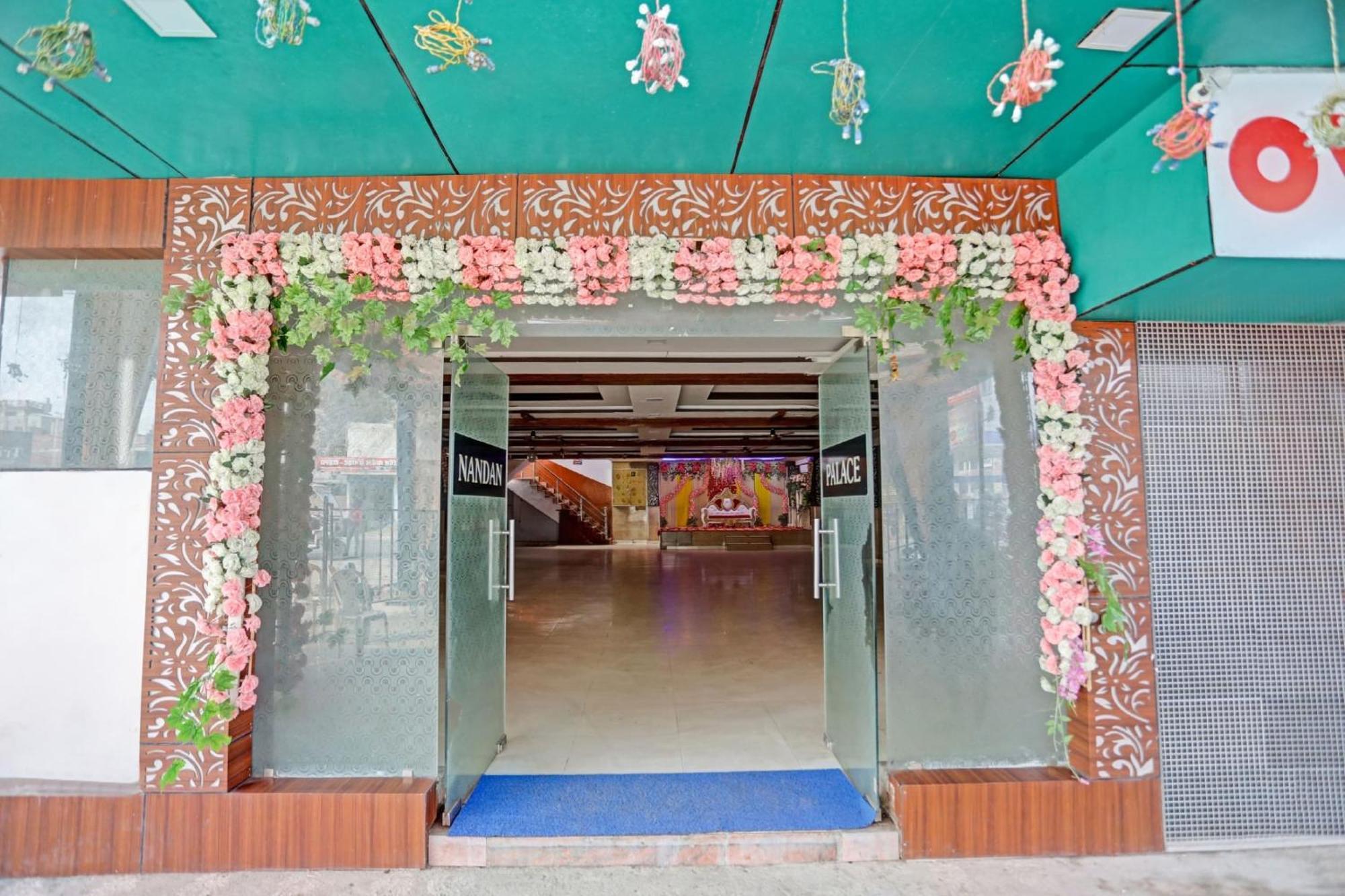 Hotel O Shri Nanadan Palace Kanpur Extérieur photo