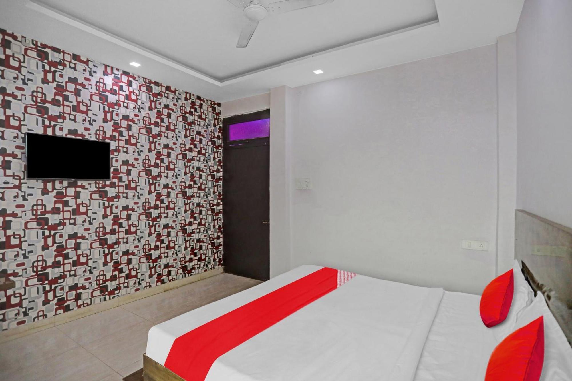 Hotel O Shri Nanadan Palace Kanpur Extérieur photo